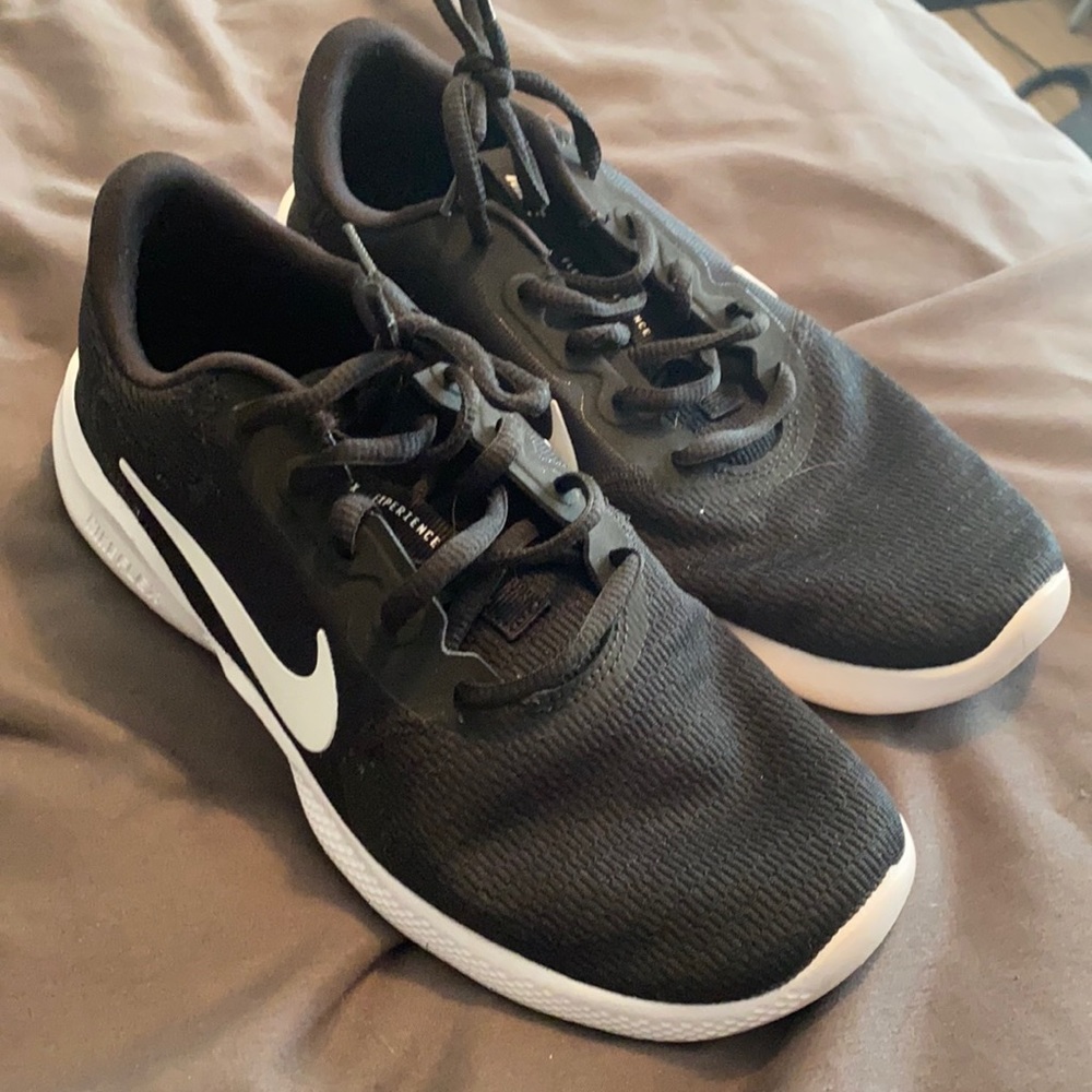 Nike Flex Experience Running Shoes